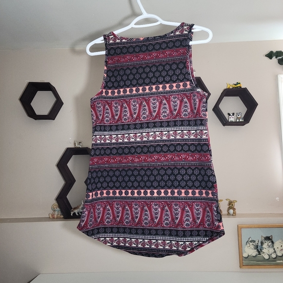 Eclipse 1/3 zip tank top - size small - Picture 2 of 6